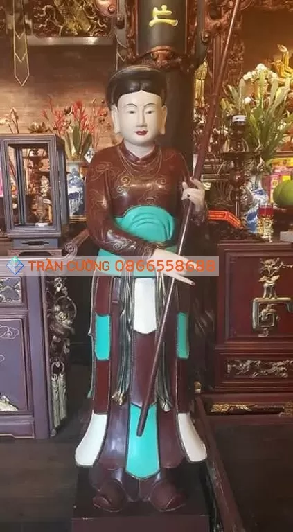 Cô Cầm Gậy – mã TTP-012